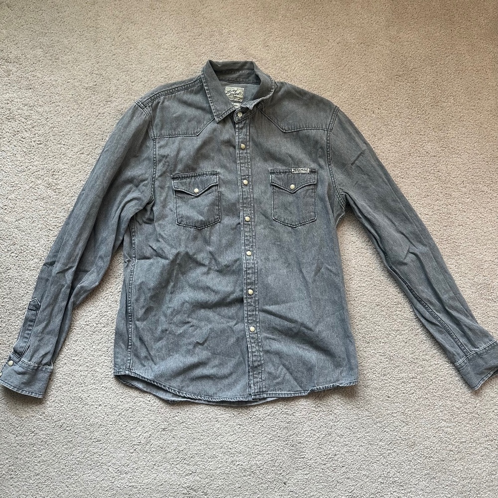Medium Lucky Brand Grey Long Sleeved Button Down